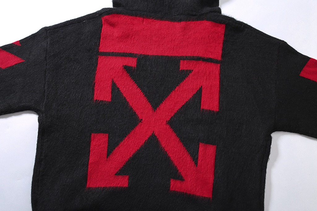 OFF WHITE
